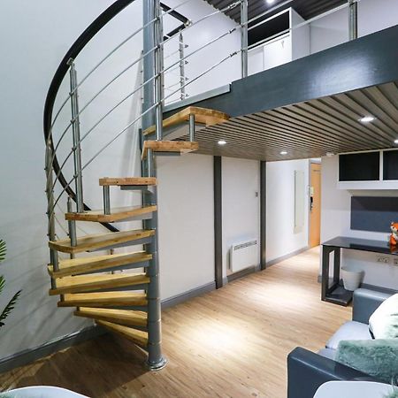 B101 Boutique City Loft Coventry Buitenkant foto