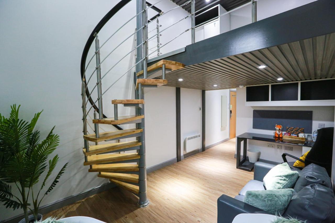 B101 Boutique City Loft Coventry Buitenkant foto